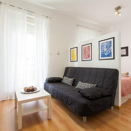 Peral Home Cozy Apartment Sevilla Exteriér fotografie